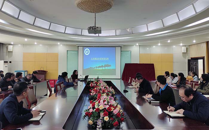 午夜剧场
举办《从疫情防控看制度优势》专题教育报告1.jpg